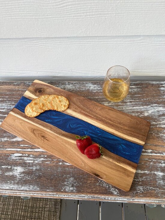 Sapphire Blue Resin River Wood Cutting Board Charcuterie Board Cheeseboard Beach - Picture 7 of 7